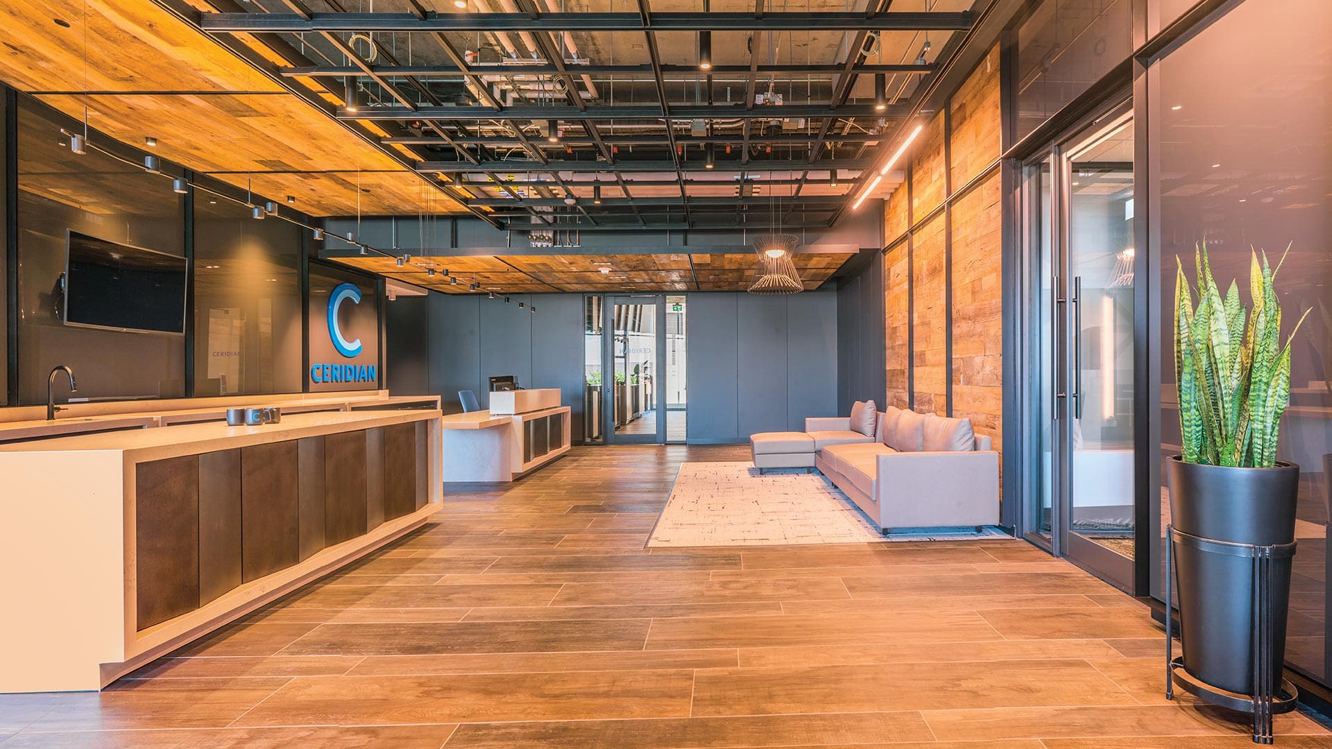photo-gallery-commercial-office-ceridian-canada-ltd-003