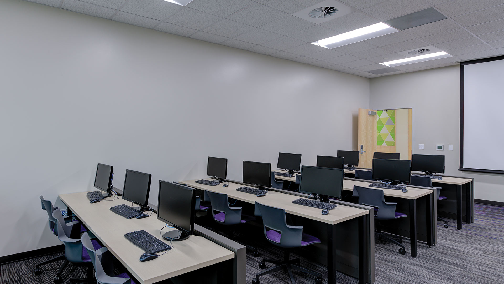 photo-gallery-education-wsu-lindquist-hall-06
