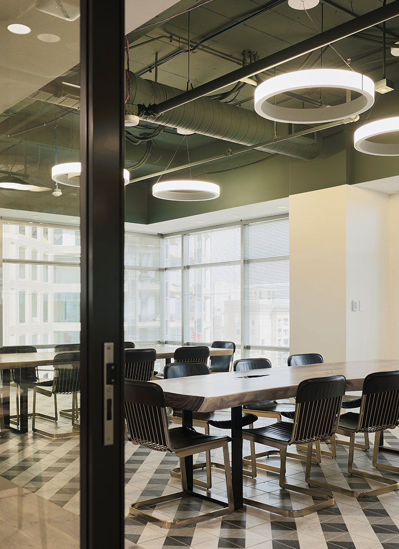 photo-gallery-commercial-office-acuity-brands-lighting-midtown-02