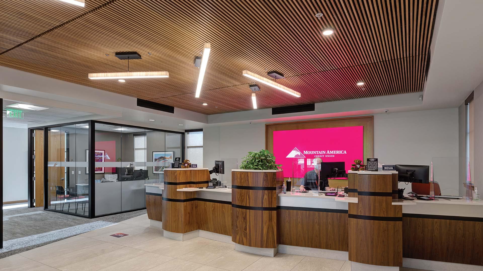photo-gallery-commercial-office-mountain-american-credit-union-sugar-house-branch-05