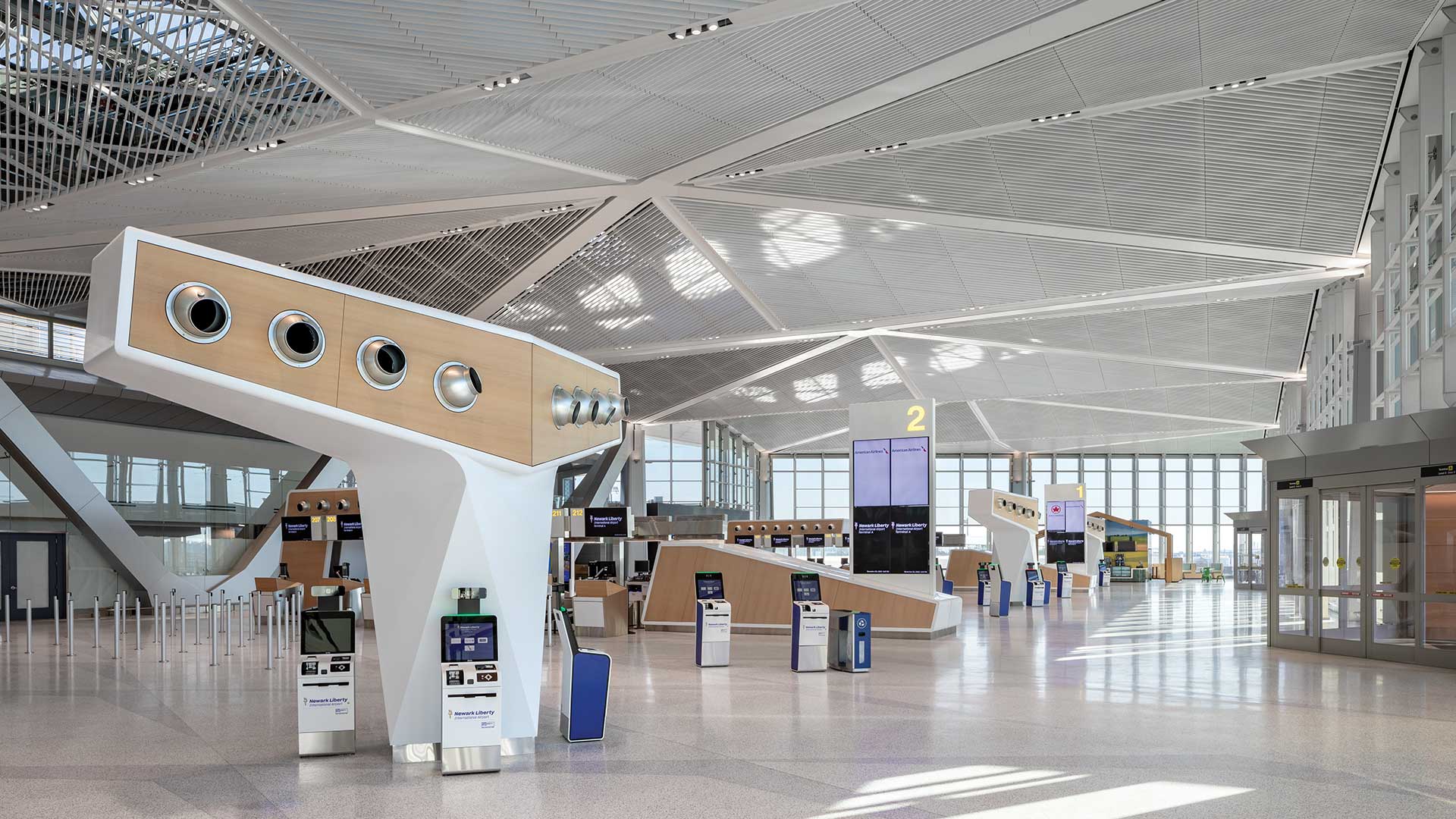 photo-gallery-transportation-roadways-newark-liberty-international-airport-terminal-a-05