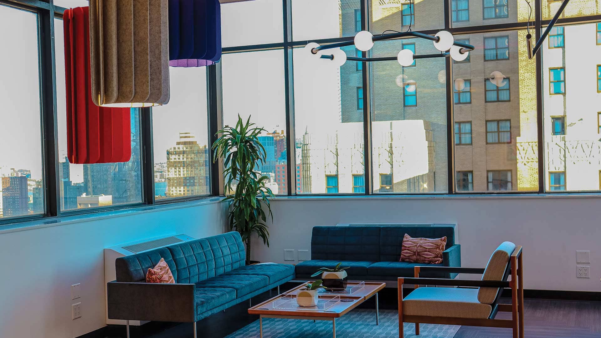 photo-gallery-commercial-office-nyc-experience-center-by-acuity-academy-15