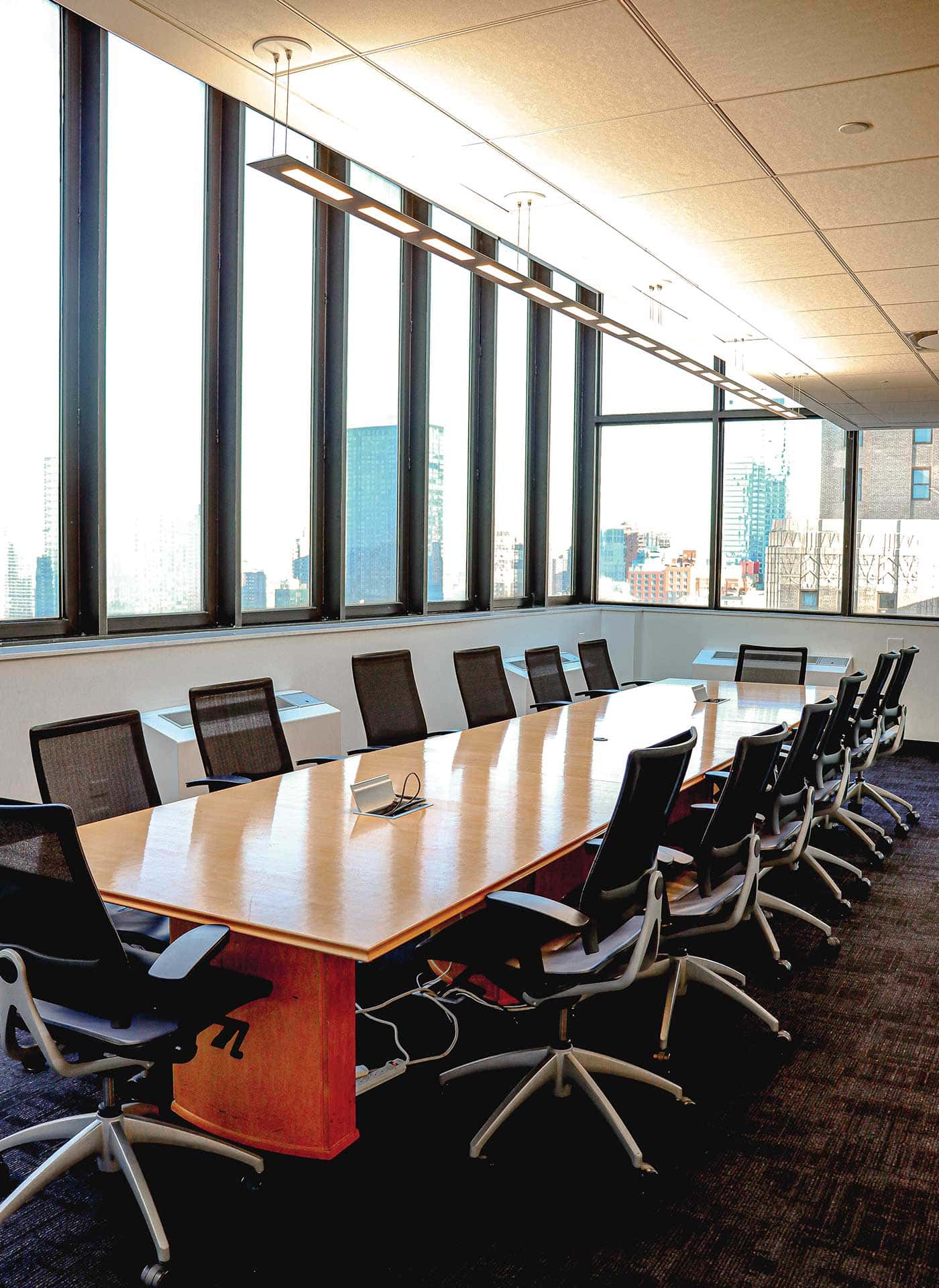 photo-gallery-commercial-office-nyc-experience-center-by-acuity-academy-21